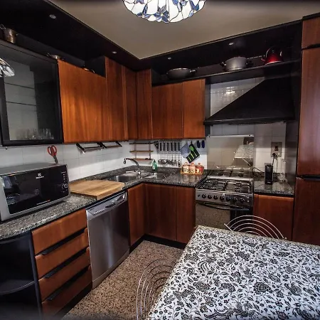 Frank & Giuly House ריבולי