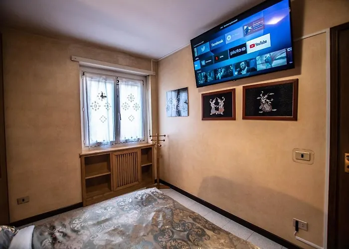 Frank & Giuly House *